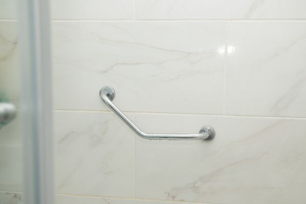 Cost of Mobility Shower Installation in Lake Stevens